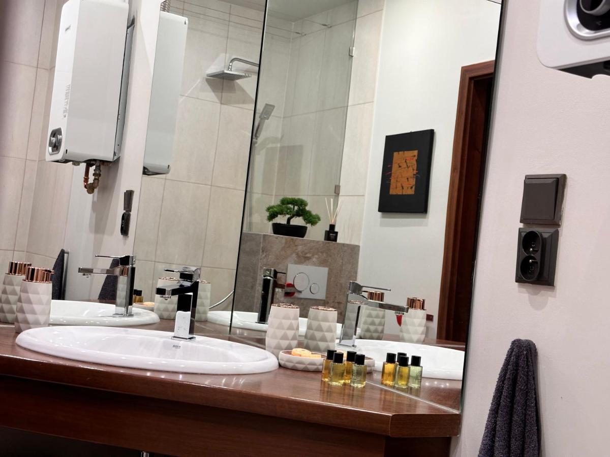 Be Inn - Luxury Apartment غليفيتسه المظهر الخارجي الصورة